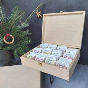 Dřevěná krabička na čaj s dvanácti přihrádkami – různé motivy