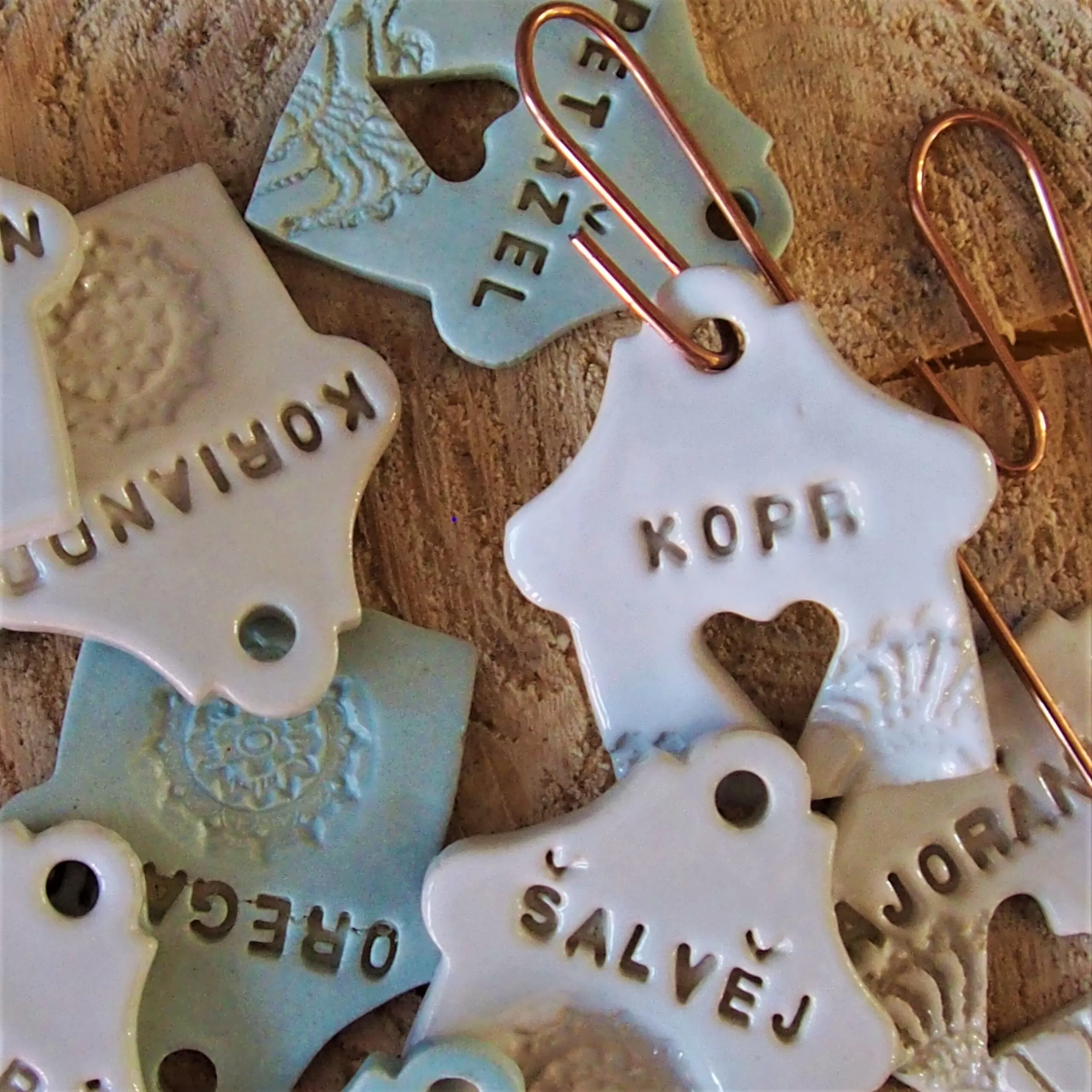 keramicky-bylinkovy-zapich